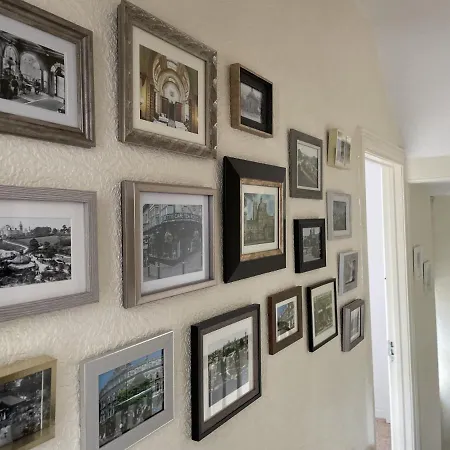 4 Bedroom House In Town Centre *
