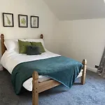 4 Bedroom House In Town Centre Holiday home *